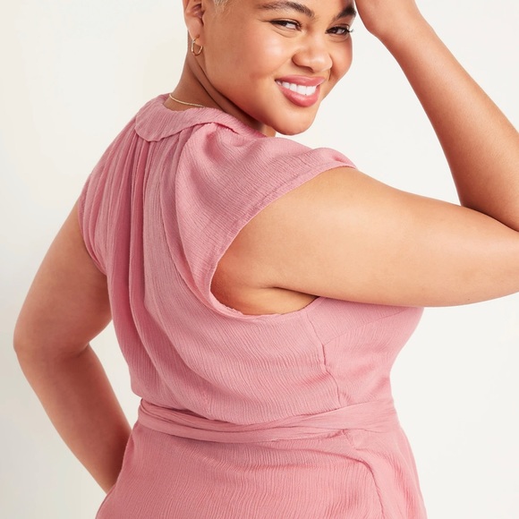 Old Navy Ruffle Tie Blouse - Picture 4 of 4